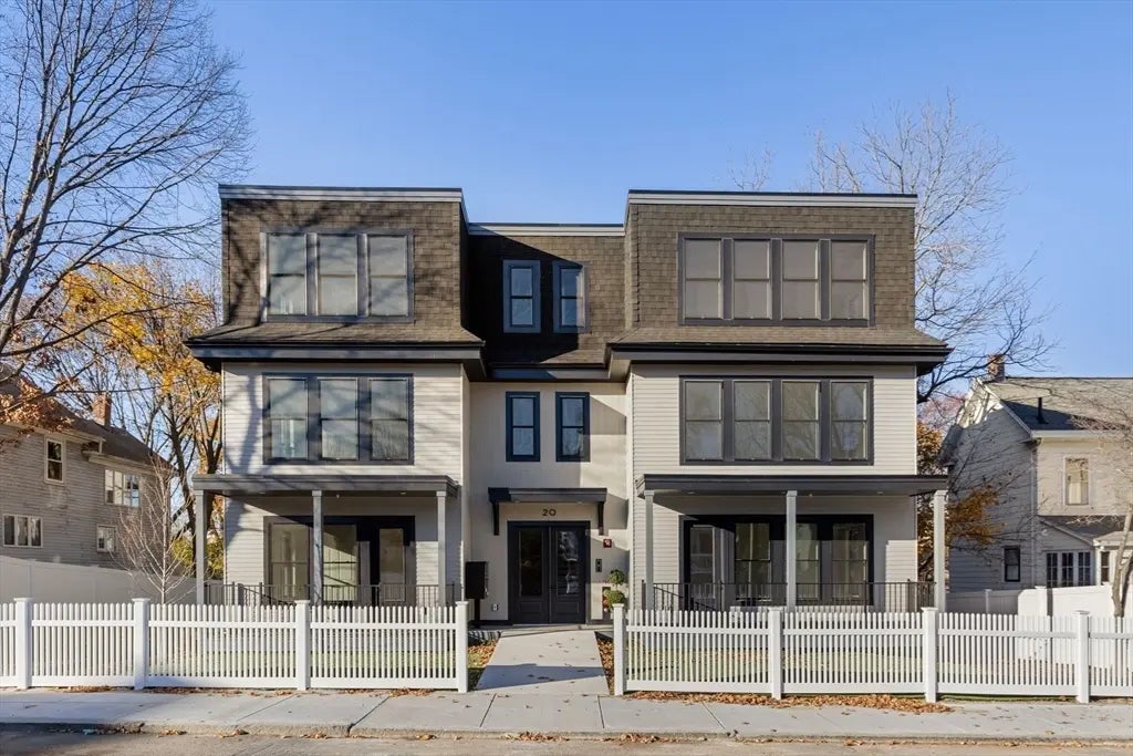 18 Parkman #2, Boston