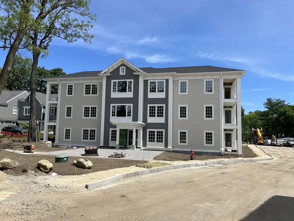 93 Bedford Street #103, Lexington