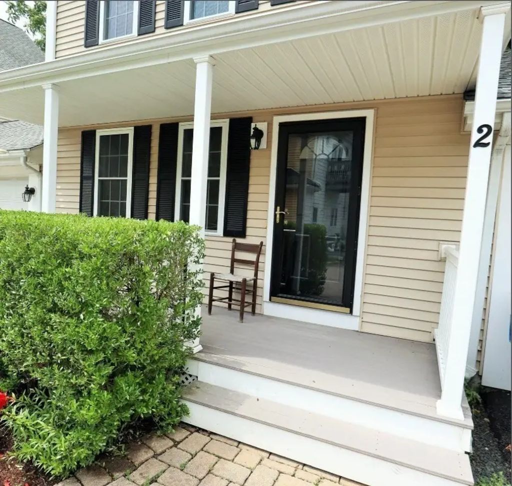 90 Central #002, East Bridgewater