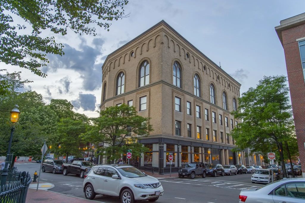 10 City Sq, Boston