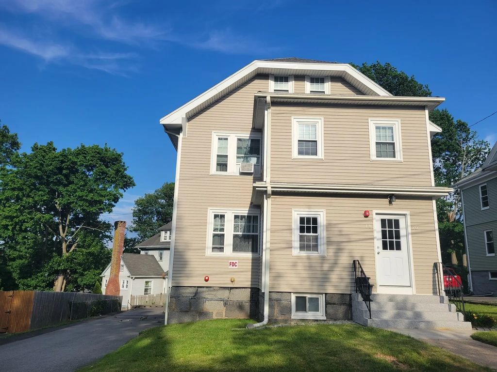 18-20 Roselin Ave #2, Quincy