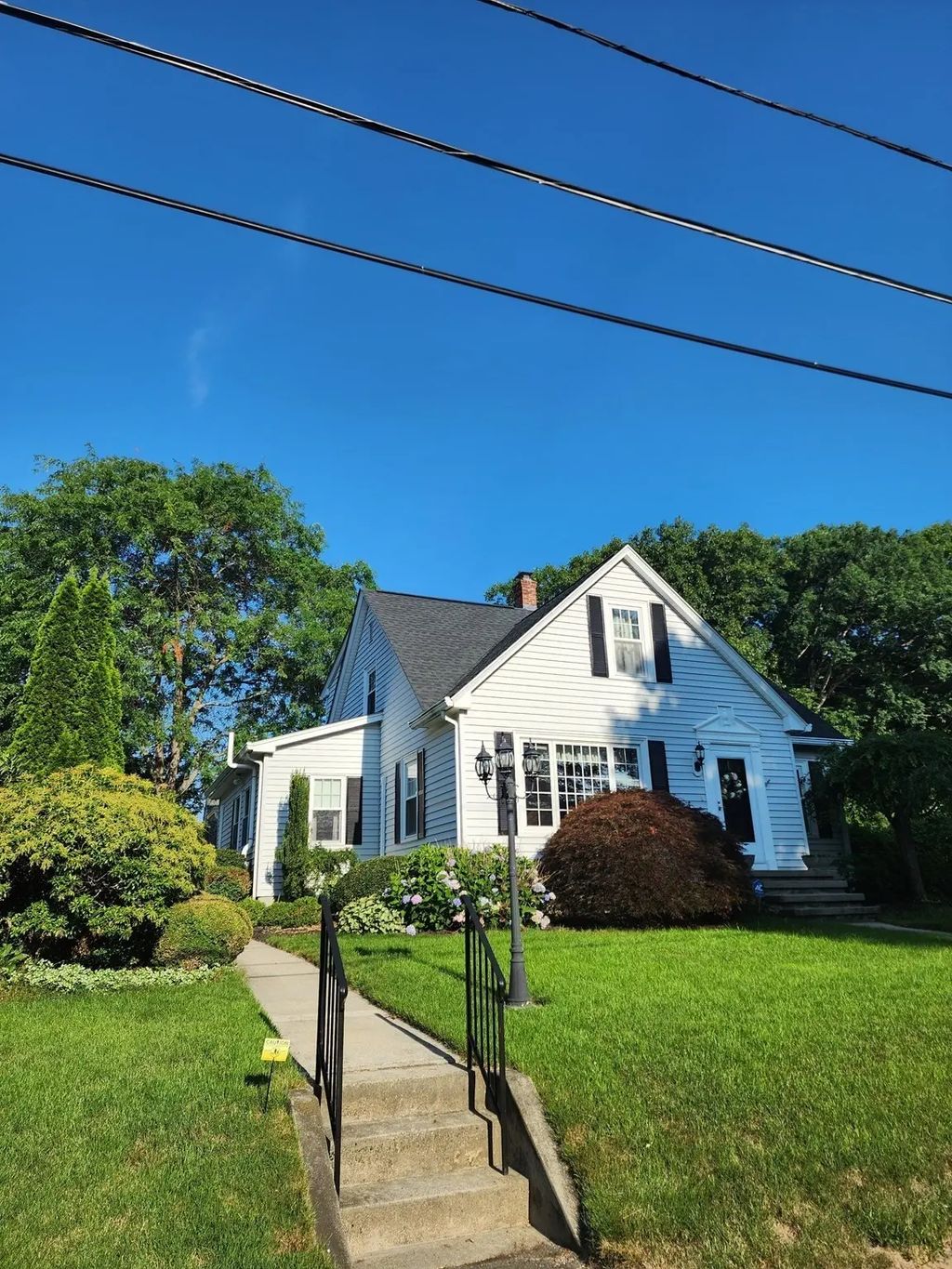 39 Everett Ave, Webster