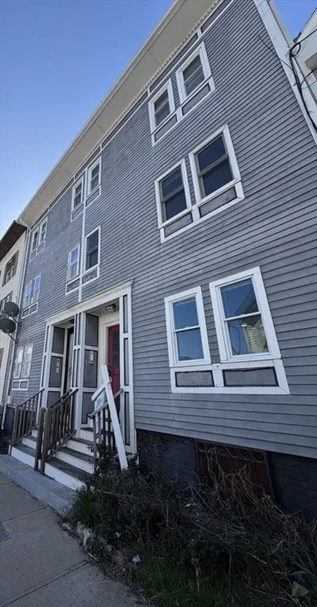 8-12 Leeds St, Boston