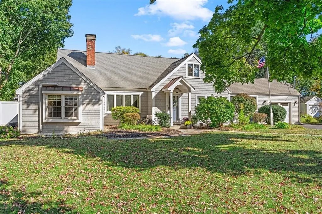 532 Hatherly Rd, Scituate