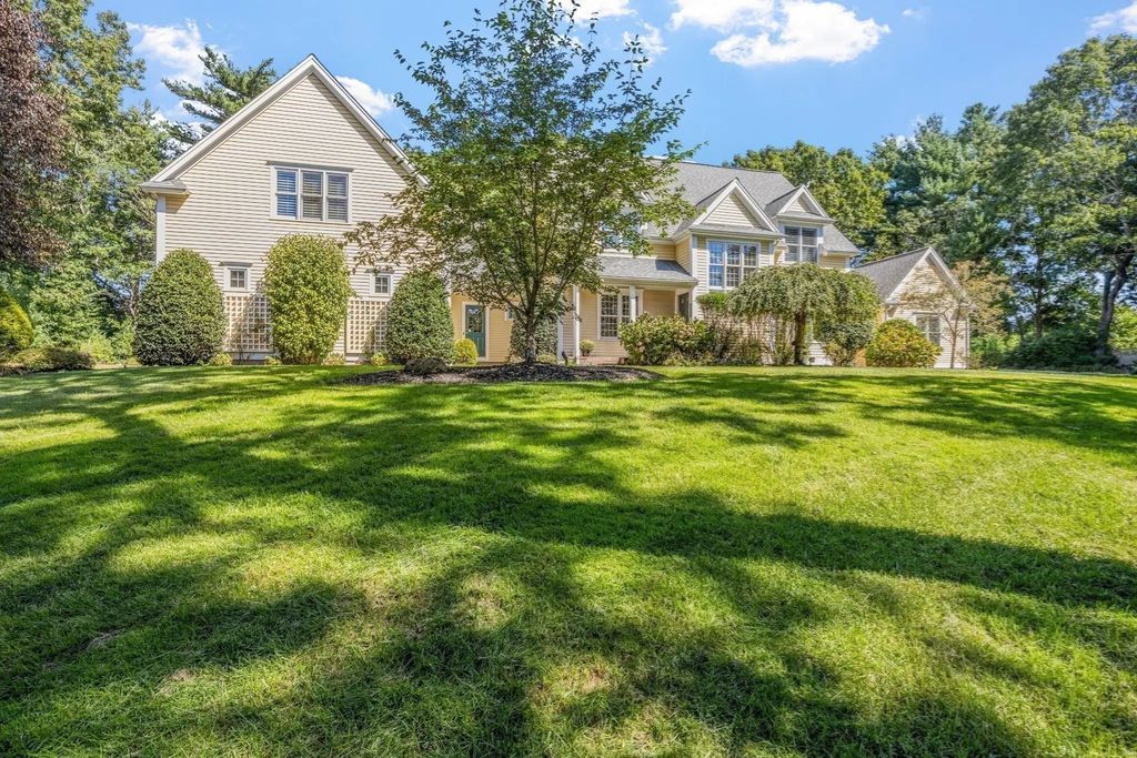 234 Country Club Way, Kingston