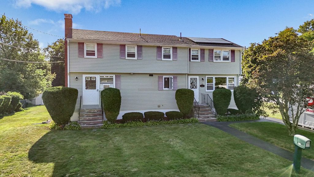 126 Montaup Ave, Dracut