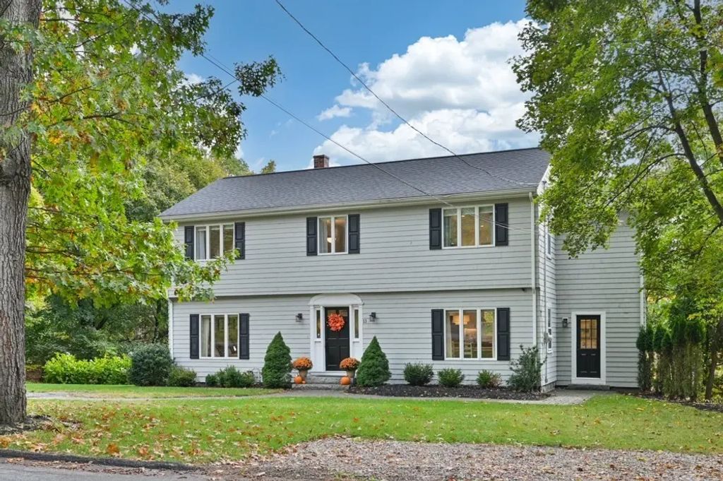 13 Wildwood Road, Andover