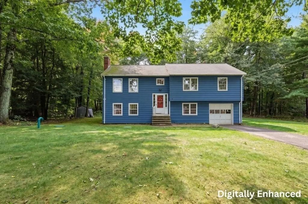 765 Salisbury Street, Holden