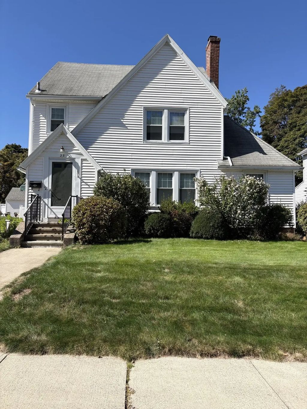 23 Keefe Avenue, Holyoke