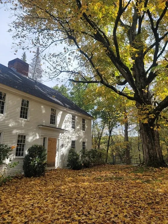 573 Longley Rd, Groton