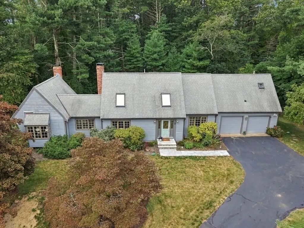 128 West Street, Duxbury
