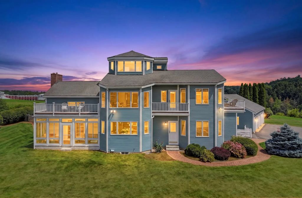 236 Old Ayer Rd, Groton