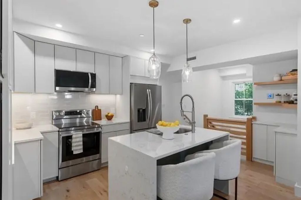 79-79a Sheridan Street #1, Boston