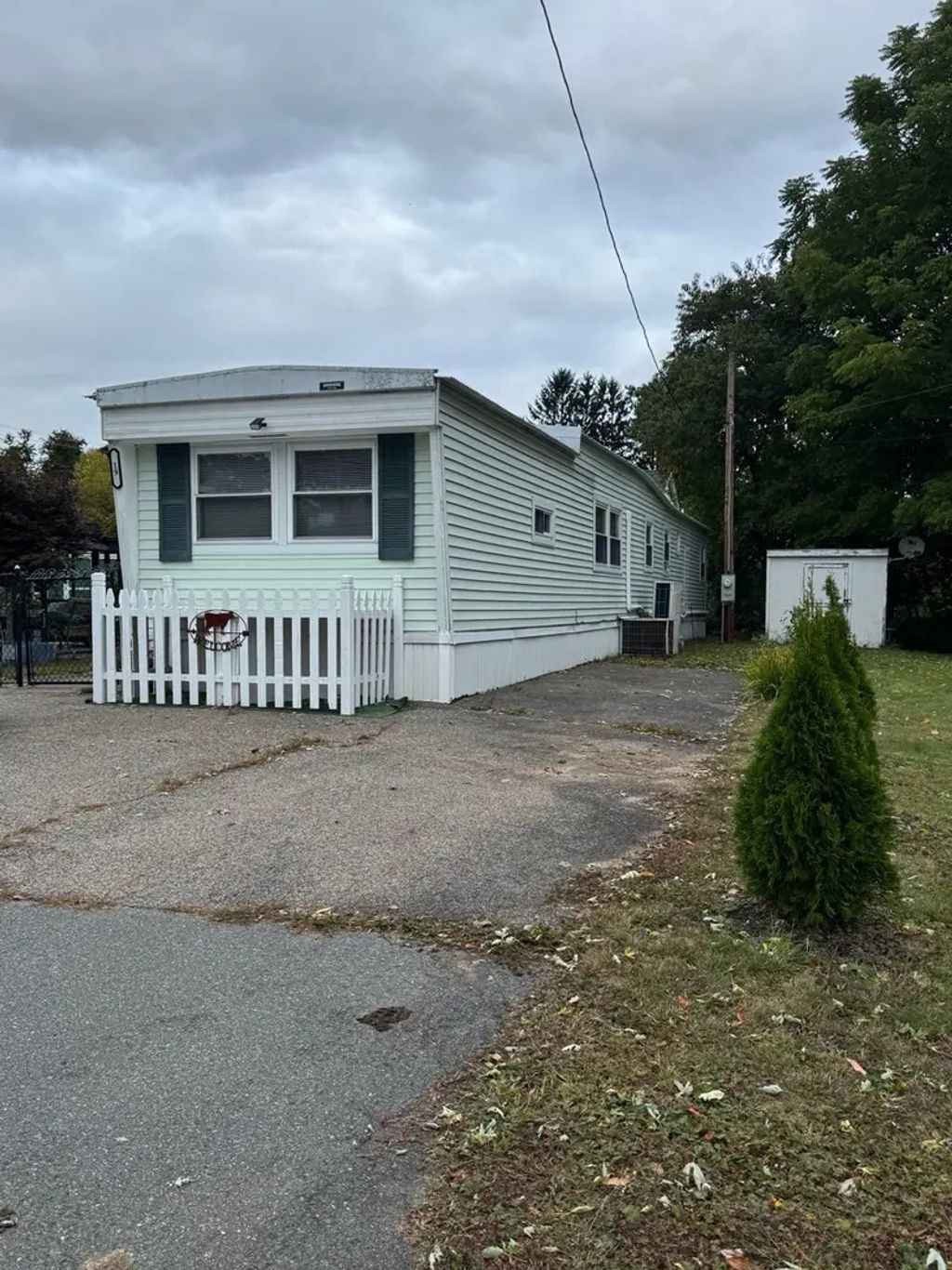 19 Third Ave, Ware