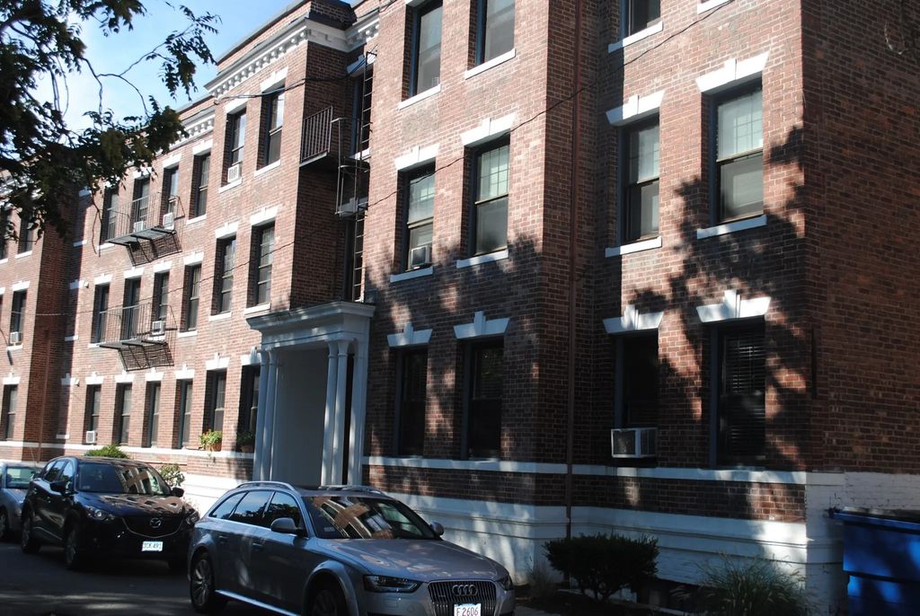 34 Kinross #1, Boston