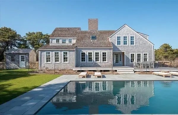 12 Pond View Drive, Nantucket