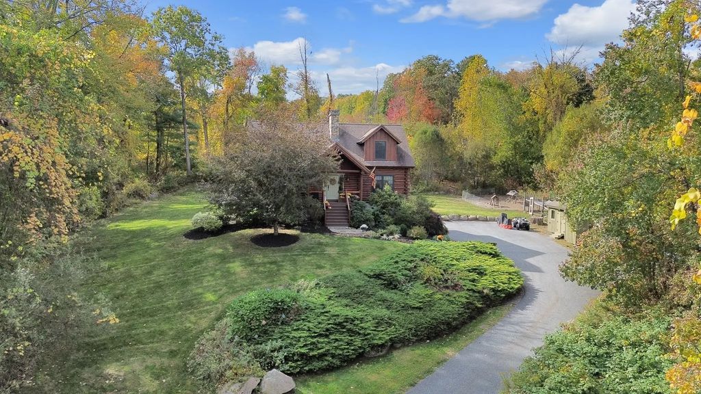 55 Fiske Mill Rd, Upton