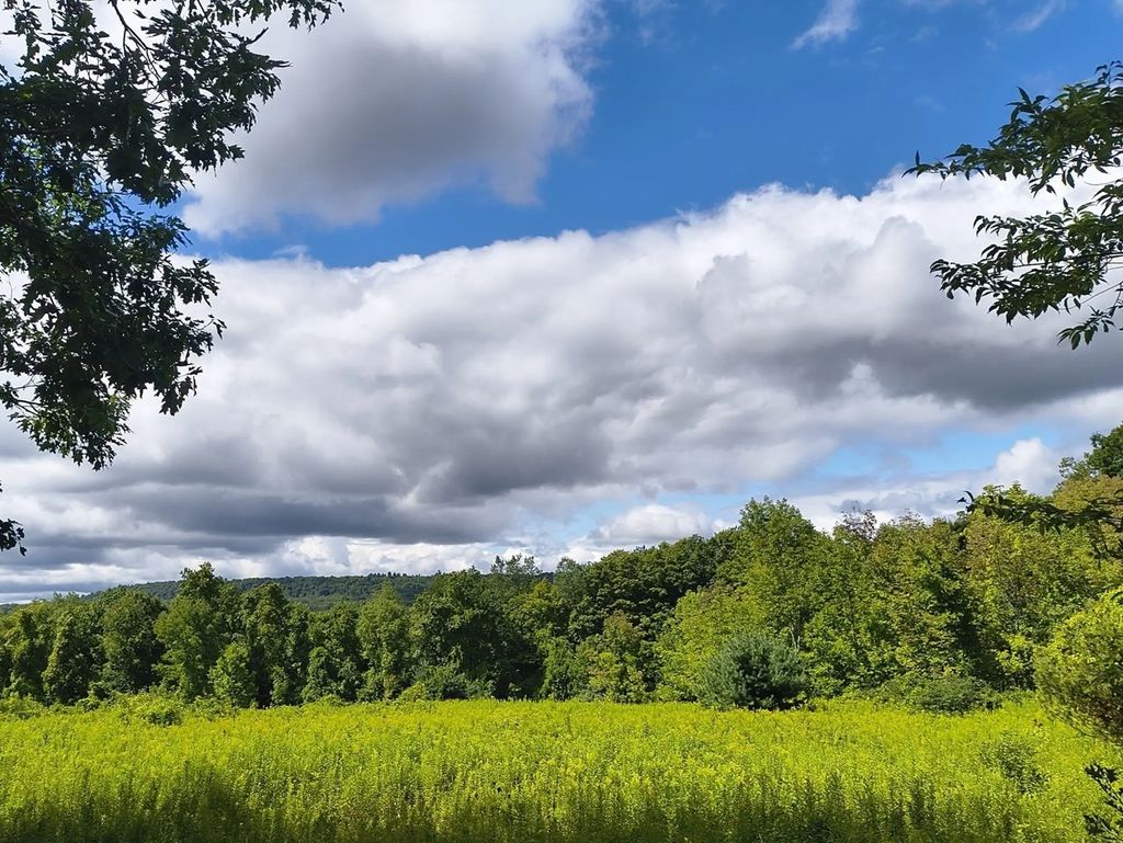 Lot A/b Goss Hill, Huntington