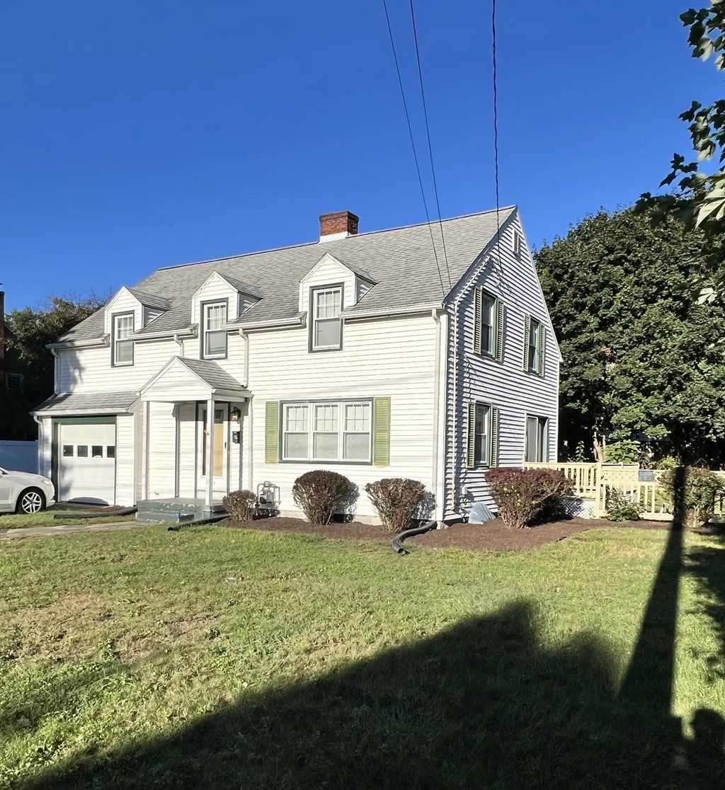 109 Pilgrim, Springfield
