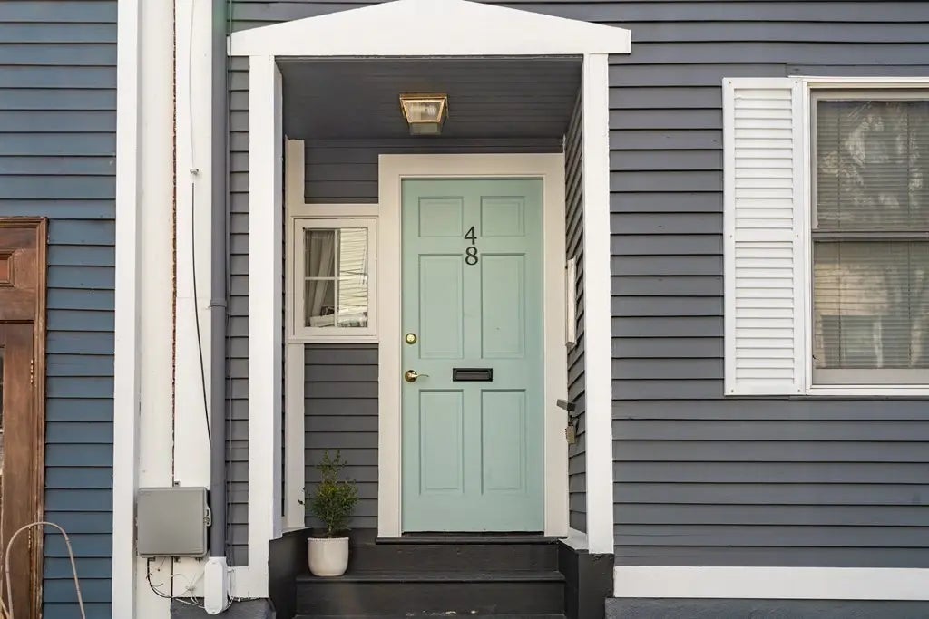 48-50 Russell St #3a, Boston