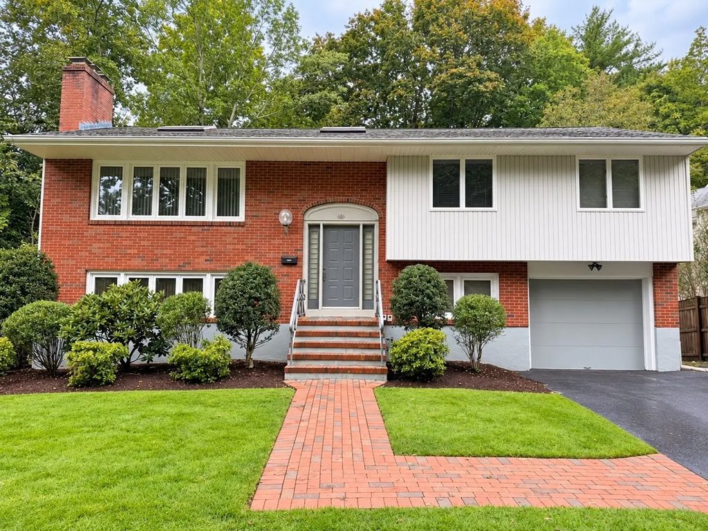151 Beaumont Ave, Newton