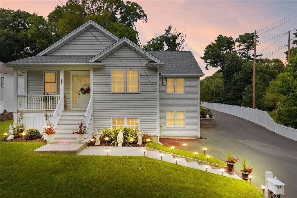 87 Kilmer Ave, Taunton