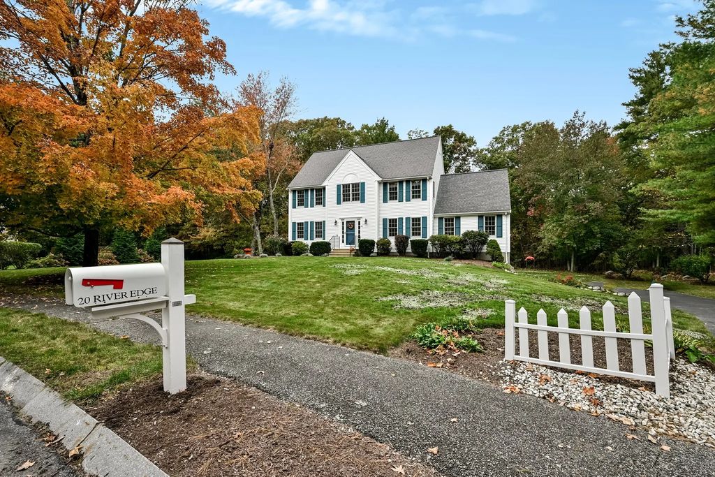 20 River Edge Rd, Mansfield