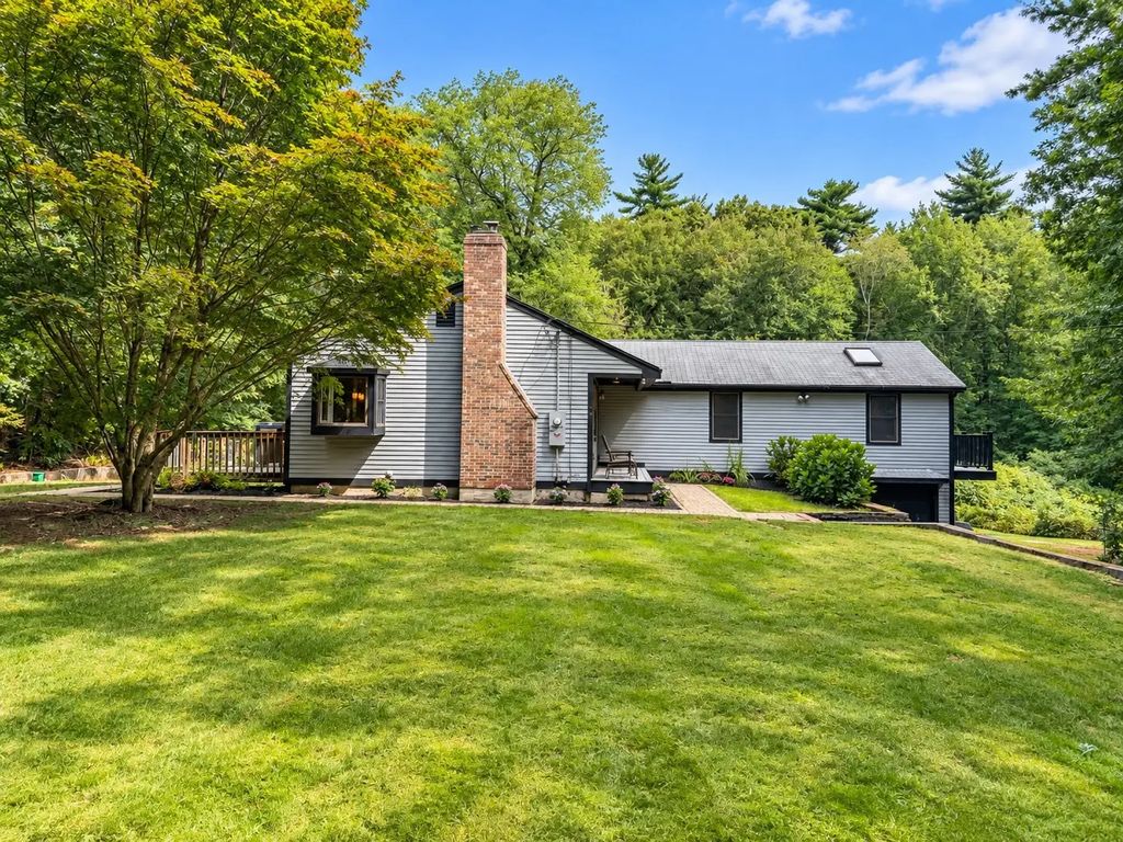 89 Ring Rd, Plympton