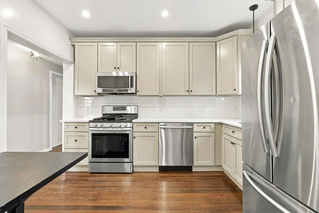 50 Trident Ave #c, Winthrop