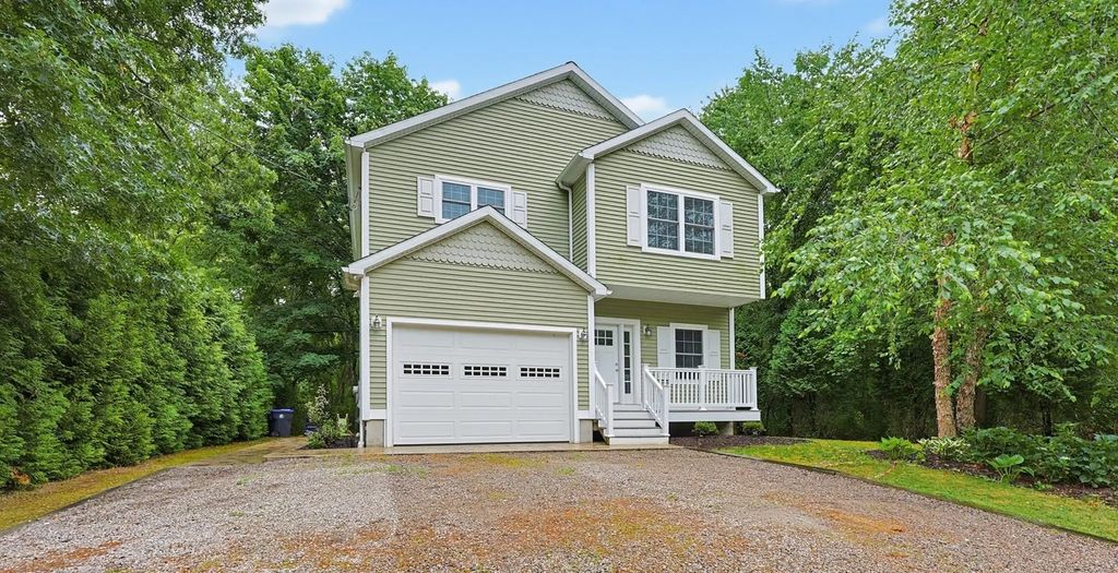109 Bear Hill Rd, Cumberland
