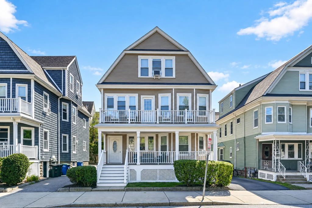 23 Packard Ave, Somerville