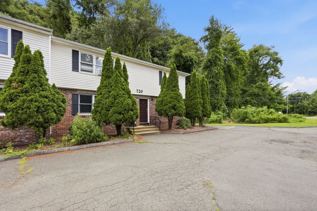720 Russell Rd #c, Westfield