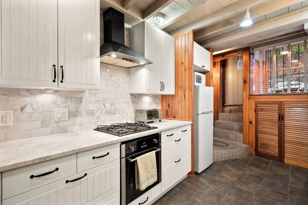 6 North Hudson Street #1, Boston