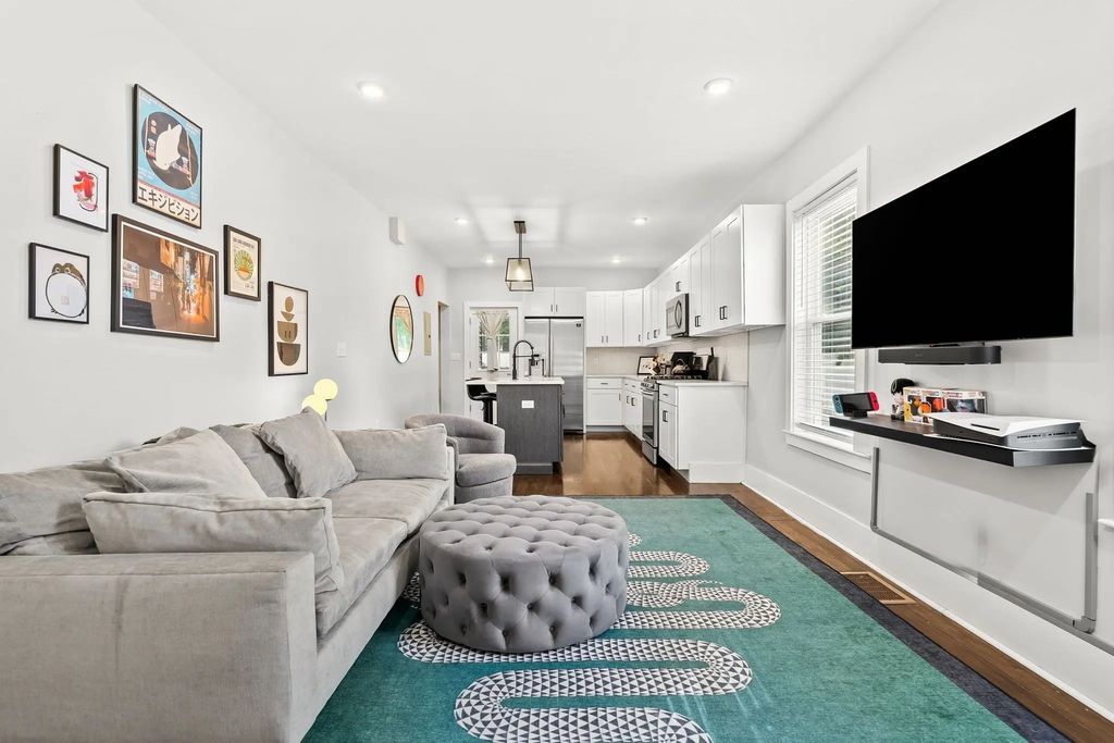 145 Whitfield St #1, Boston