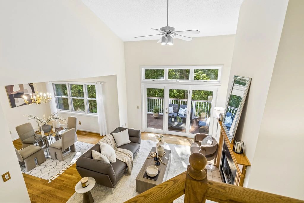 21 Treetop Ct #21, Burlington