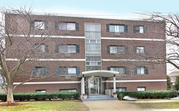 18 Glencoe Street #42, Boston