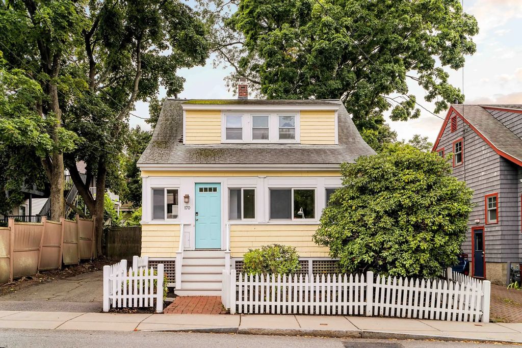 170 Garden Street, Cambridge
