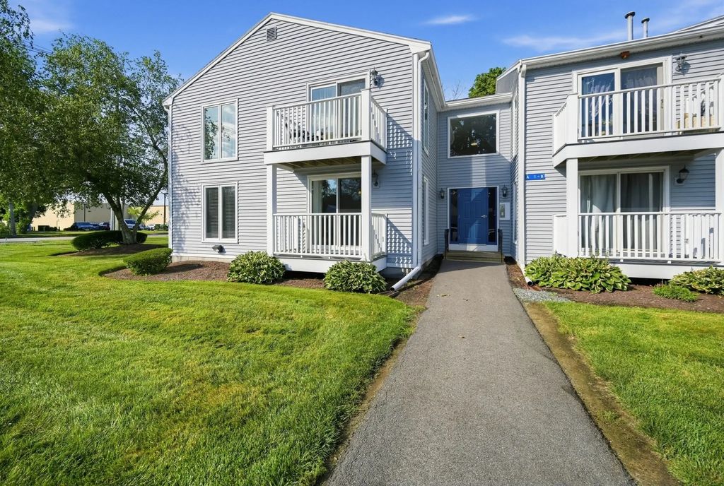 144 Hart St #2, Taunton