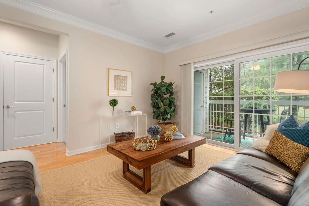 132 Clocktower Drive #113, Waltham