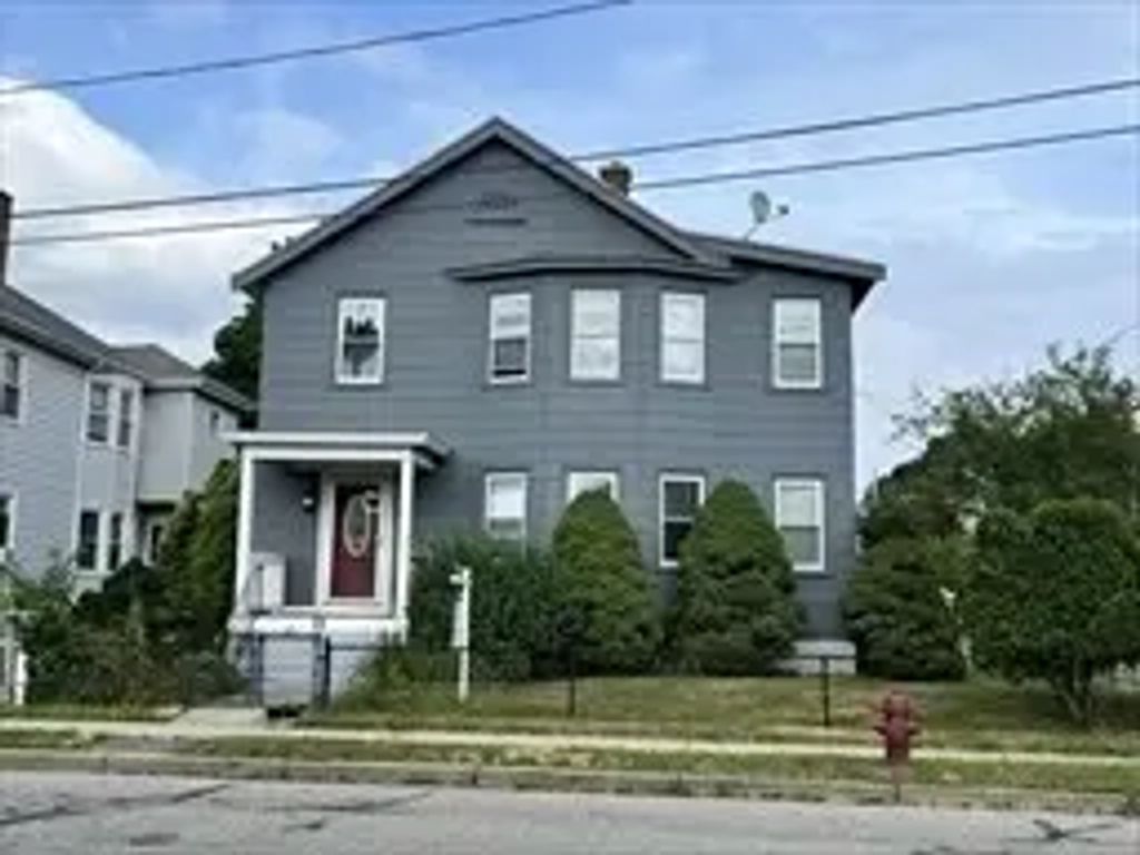 71 Sycamore St, Fairhaven