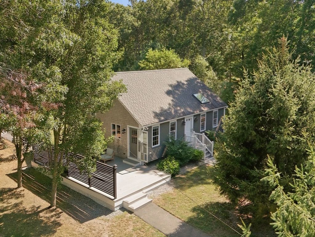 1 Fellowship Cir, Wareham