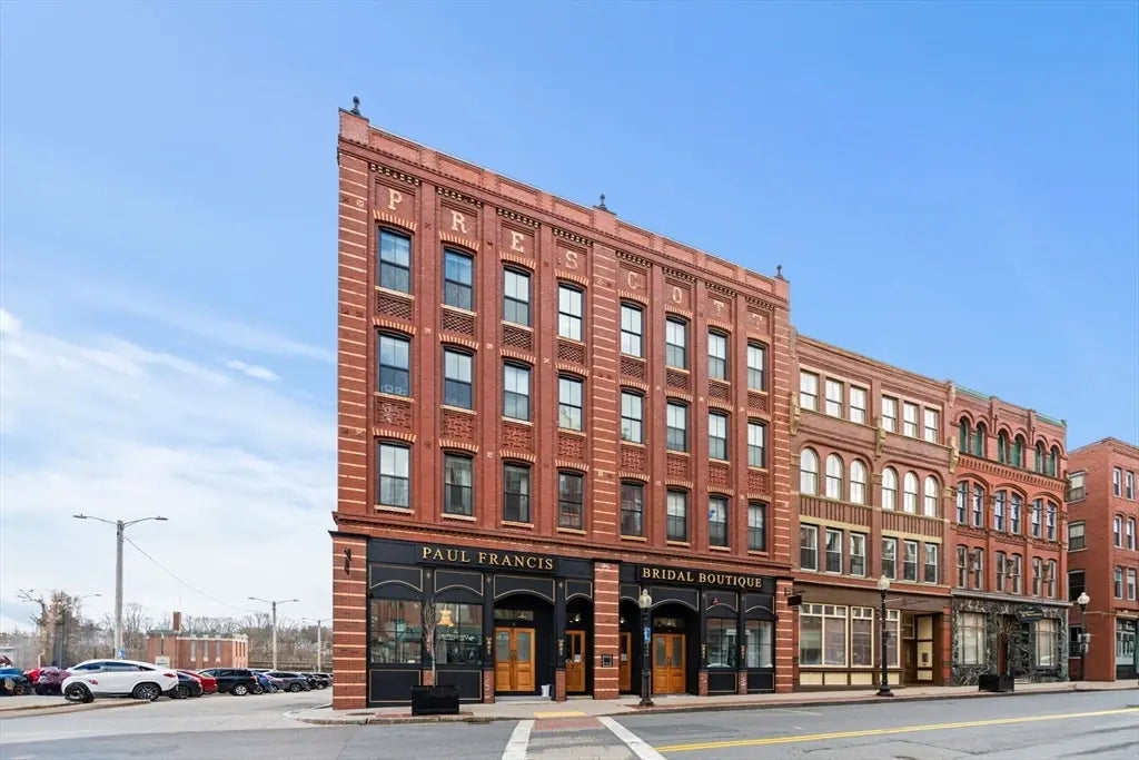 2 Washington St #201, Haverhill