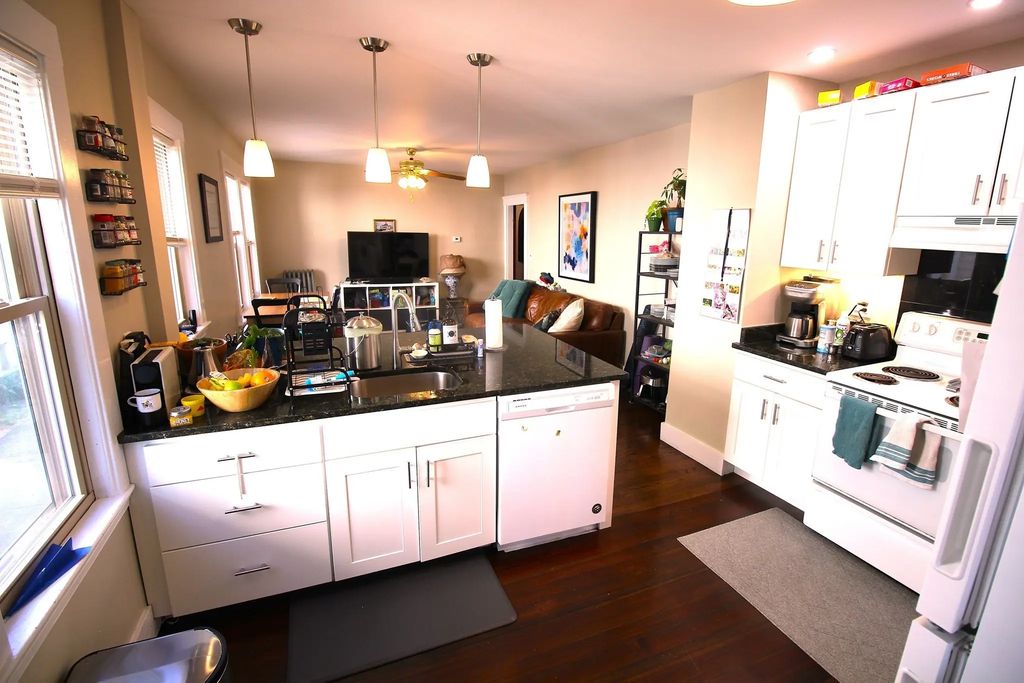 59 Fairmont St #1, Arlington