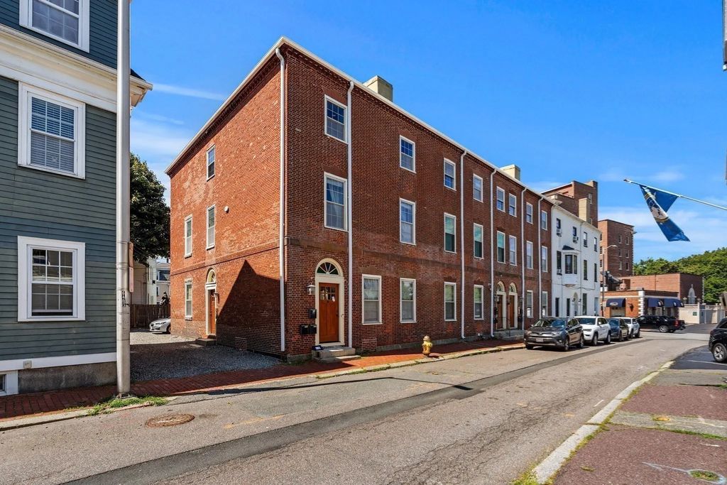 10 Union Street #3, Salem