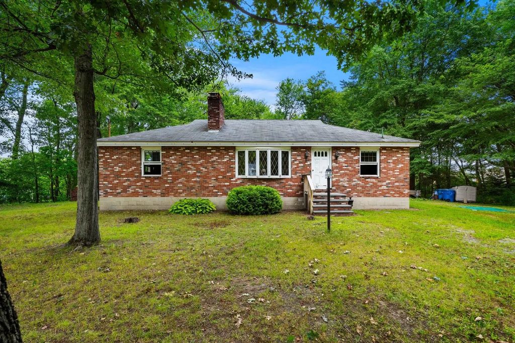 42 Felker St, Tewksbury