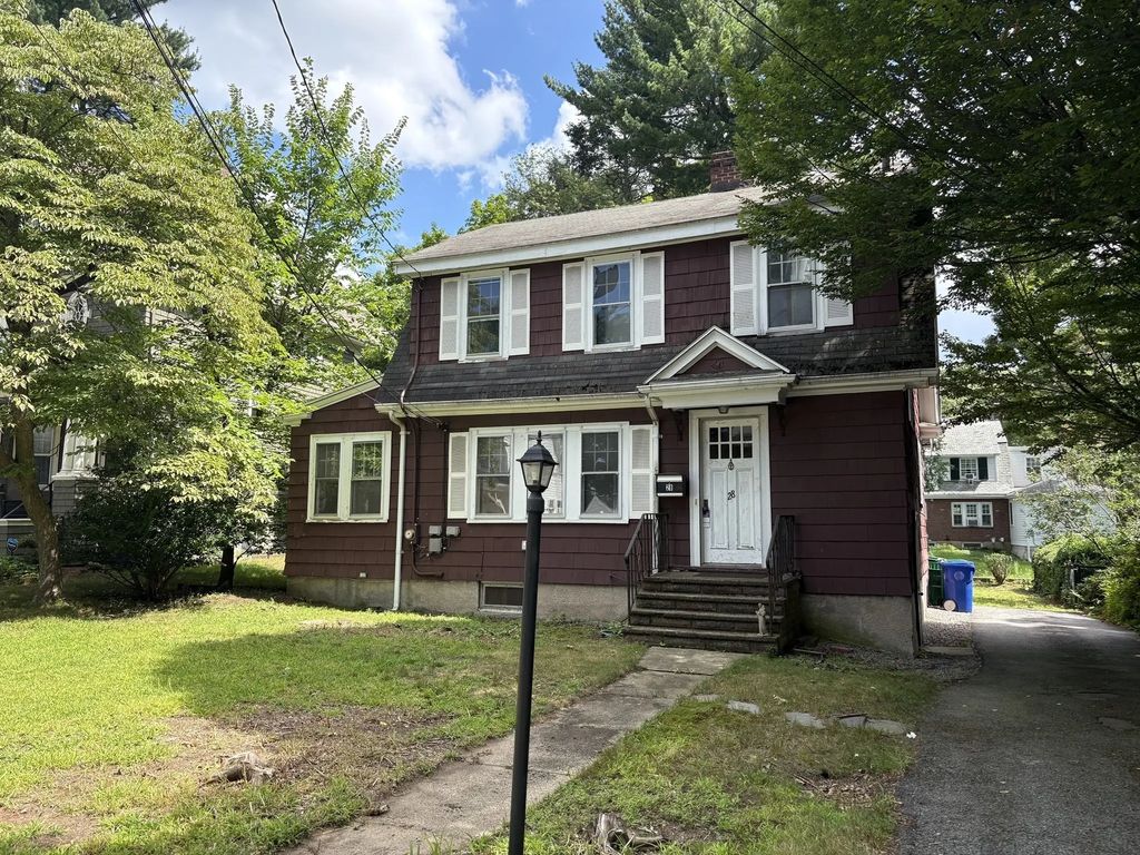 28 Samoset Rd, Newton