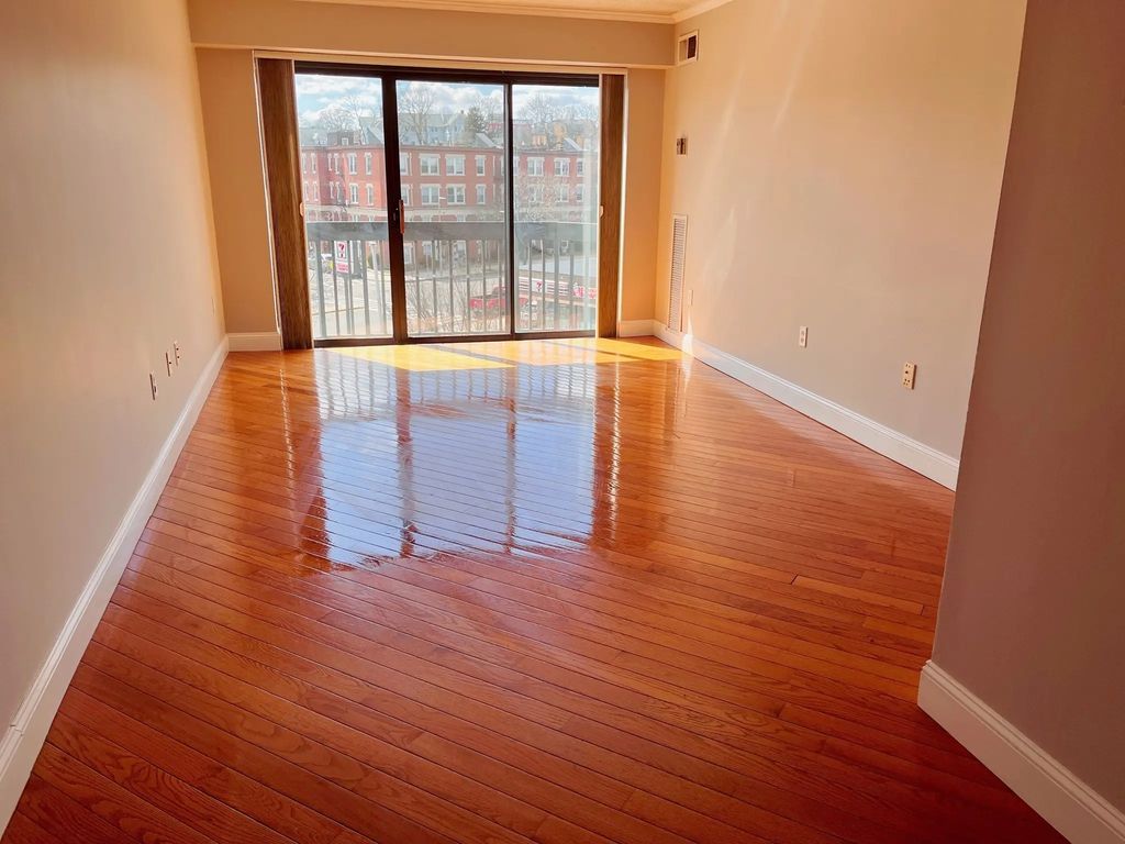 15 N Beacon St #417, Boston