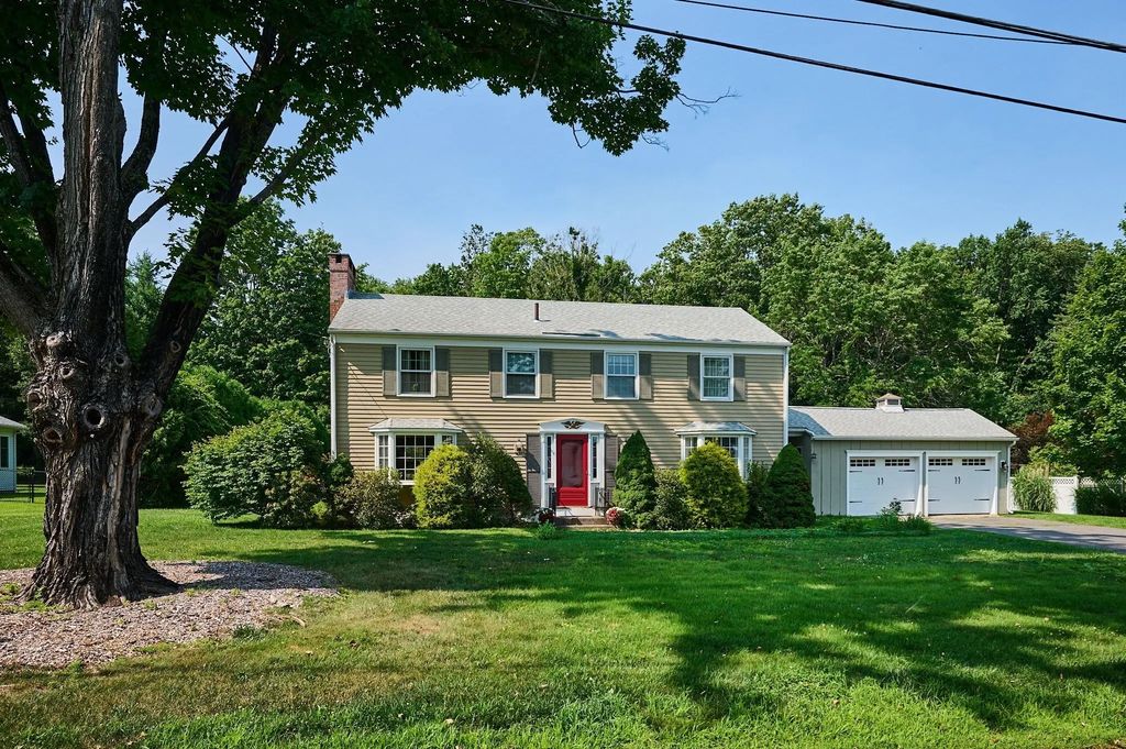 35 Meadow Lane, Greenfield