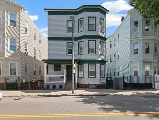 130 Boston St, Boston