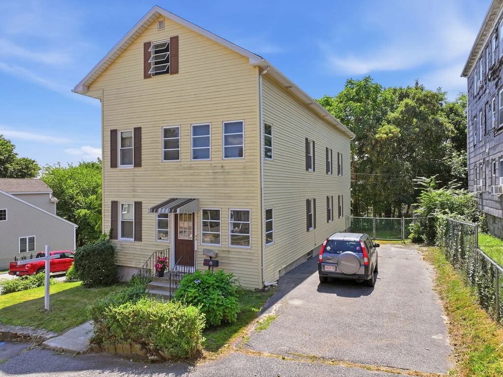 16 Dartmouth St, Worcester